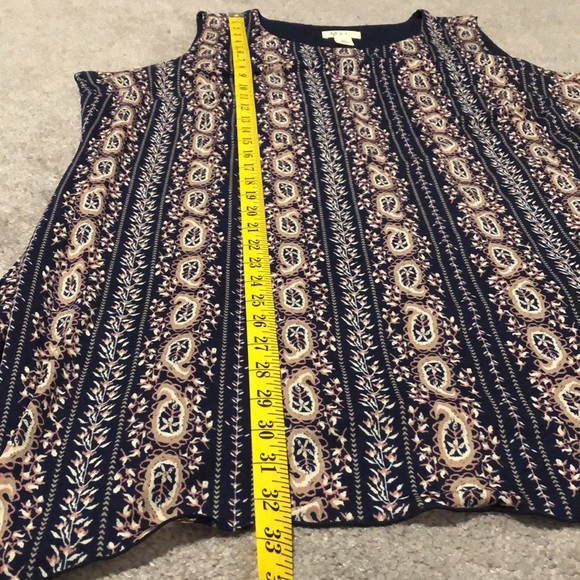 Style & Co. SleevelessTunic Top - Picture 5 of 6